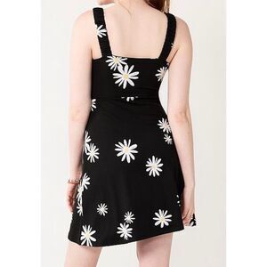 SO daisy print bungie strap skater dress